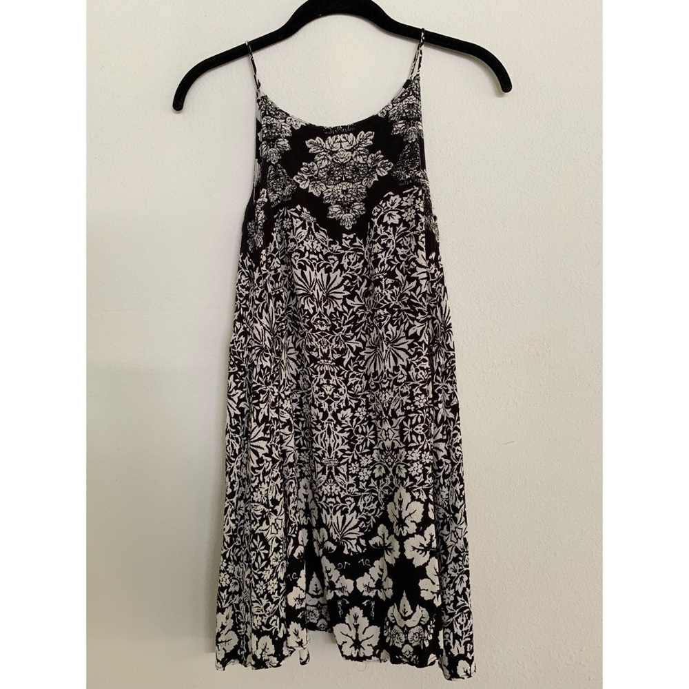 Shakuhachi Floral Dress